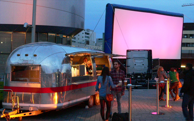 Airstream-Trailer beim Mercedes-Benz Museum