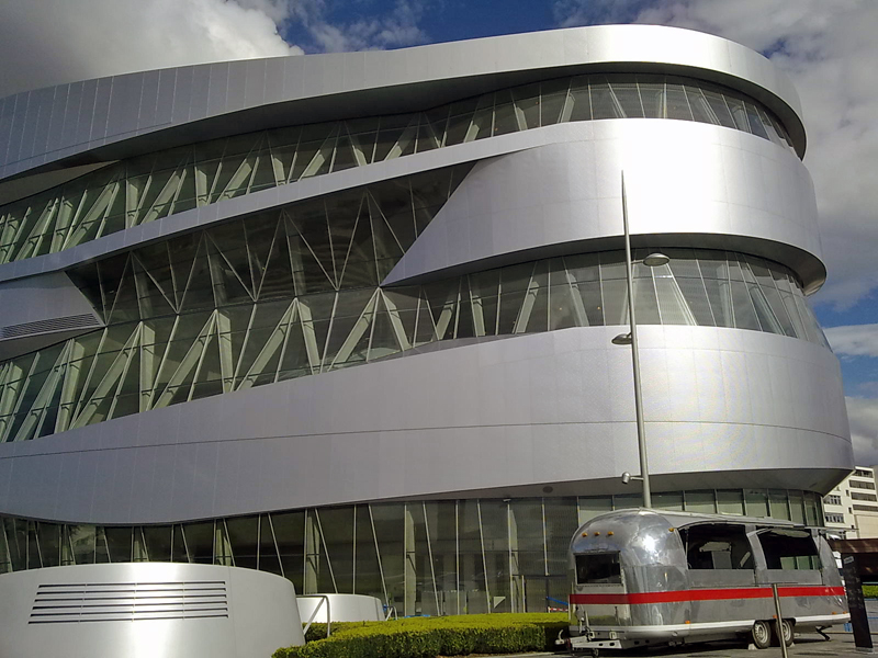 Airstream-Trailer beim Mercedes-Benz Museum